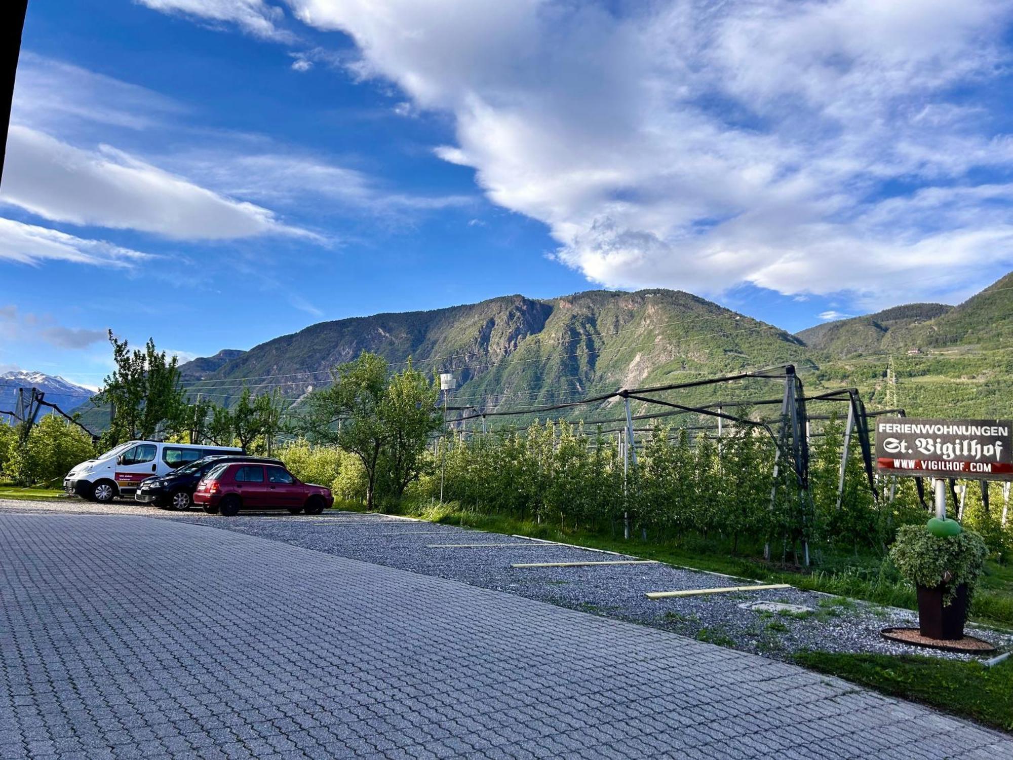 St. Vigilhof Aparthotel Nalles Eksteriør bilde